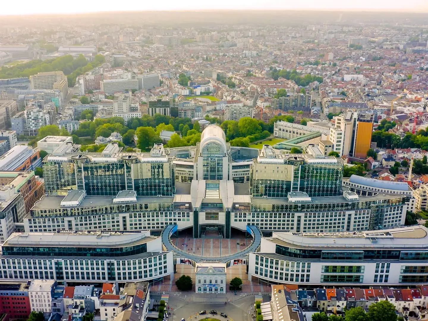 Drohnenaufnahme des Europaviertels in Brüssel, Belgien